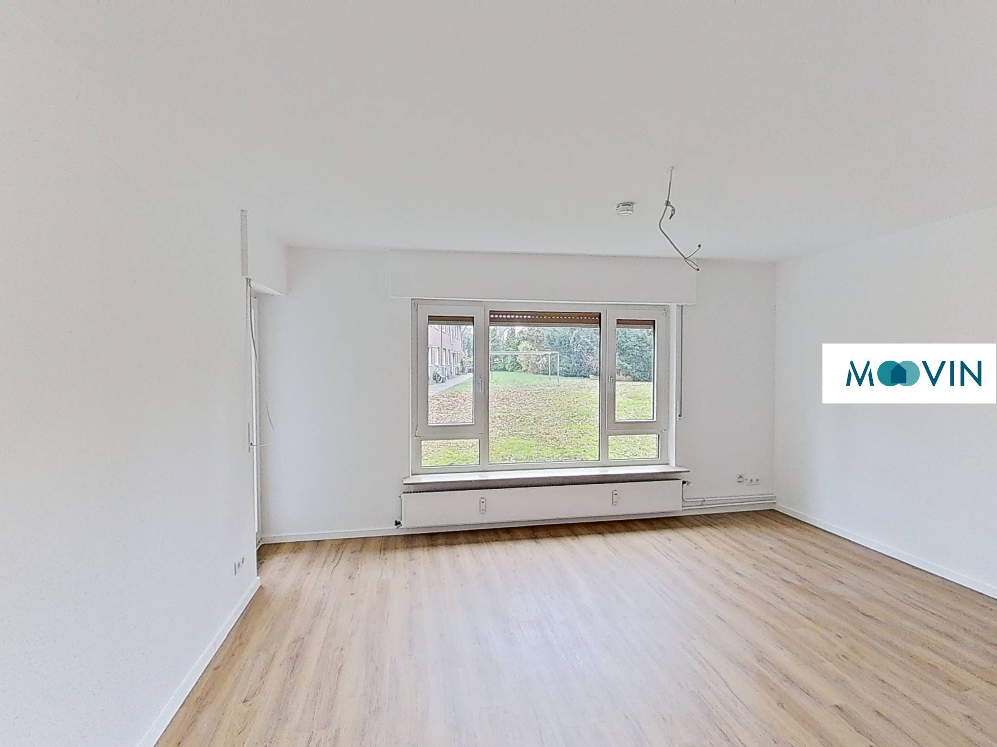 3-Raum-Wohnung mit Balkon und 2024 Badewanne